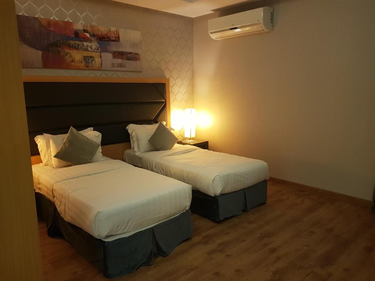 All Days ِaparthotel Riad Exterior foto